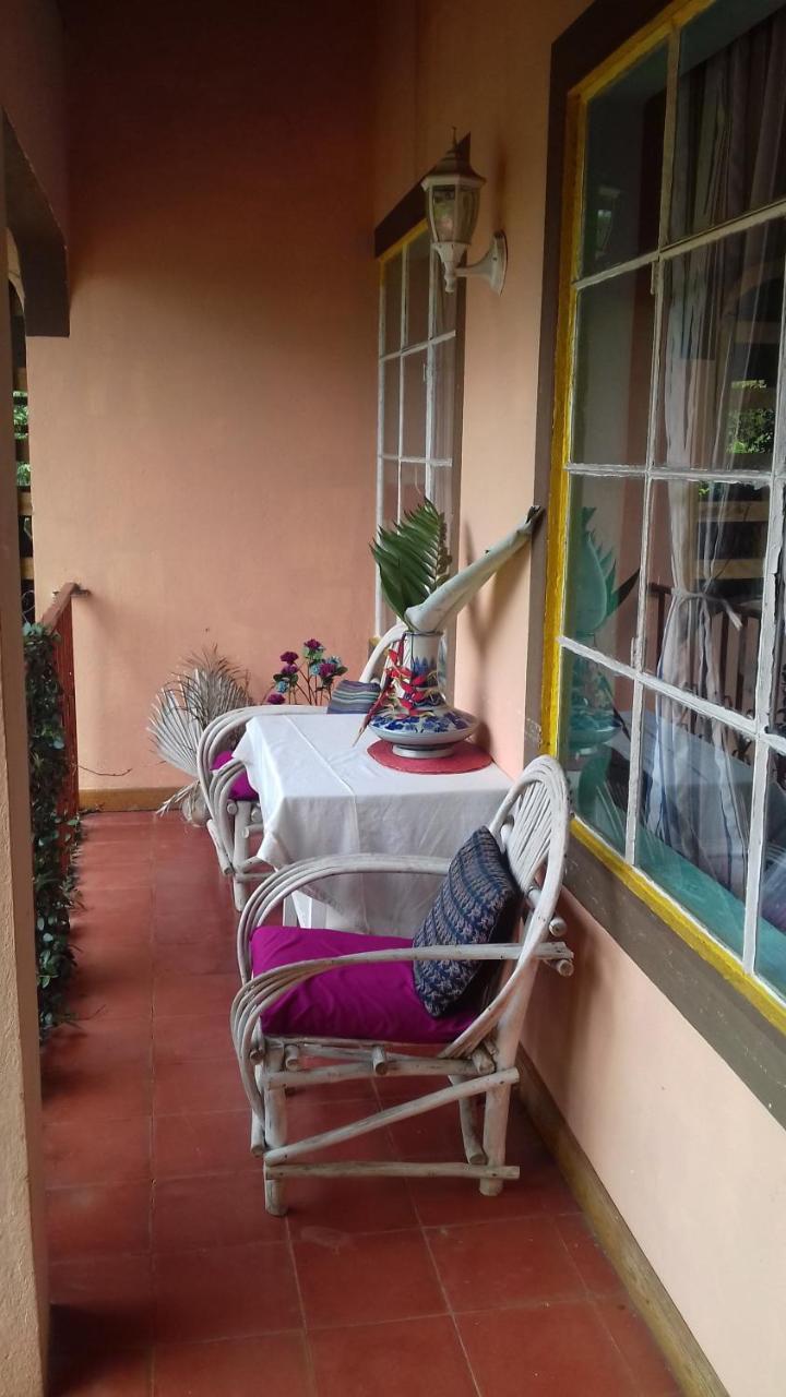 Hotel Y Restaurante La Casa Rosa Santa Cruz La Laguna Eksteriør billede